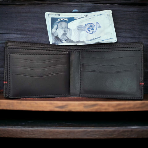 V VENTURE Cezar Leather Wallet – Bifold with Flip ID Window